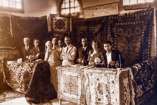 La storia dei tappeti Timurian: �Le origini nel 1919, quando gli esuli armeni arrivarono a Bari�